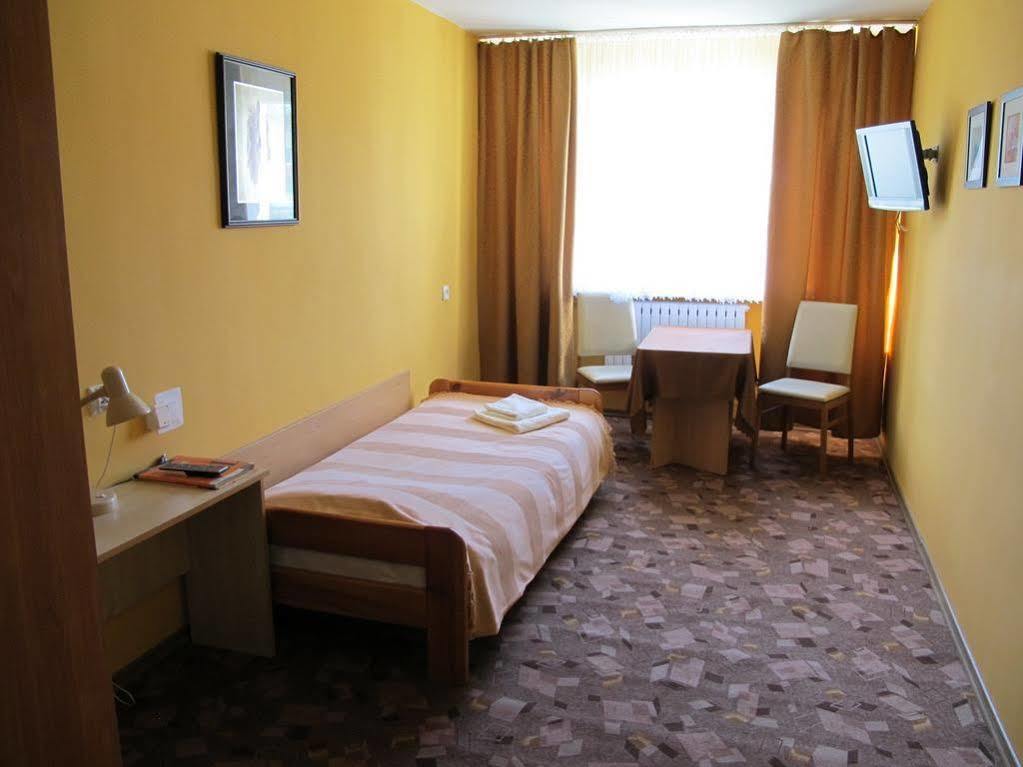 Amelia Zdroj Medical & Spa Iwonicz-Zdrój Екстериор снимка